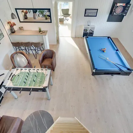 度假居 5 Star In *